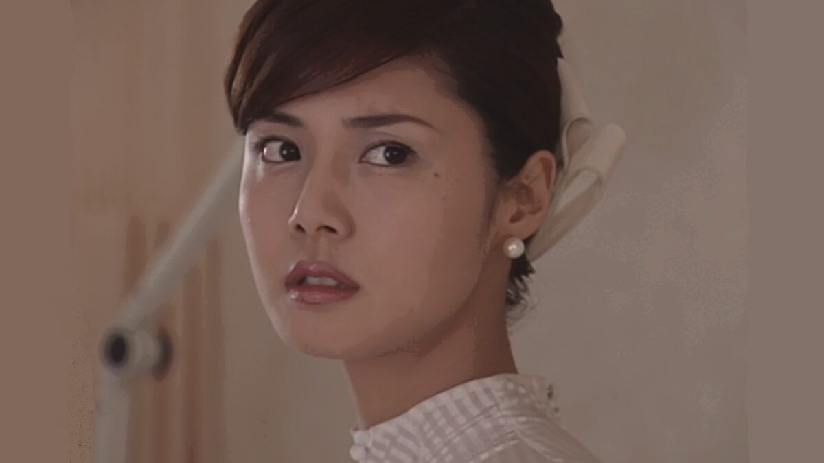 ドラマ「やまとなでしこ」第１０話、式場から病院に駆け付けたが佐久間 為久（西村雅彦）に戻りなさいと言われた神野 桜子（松嶋菜々子）