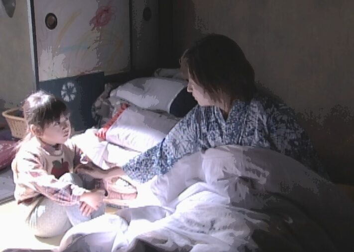 ドラマ「やまとなでしこ」第７話、幼き日の神野 桜子（松嶋菜々子）と母親