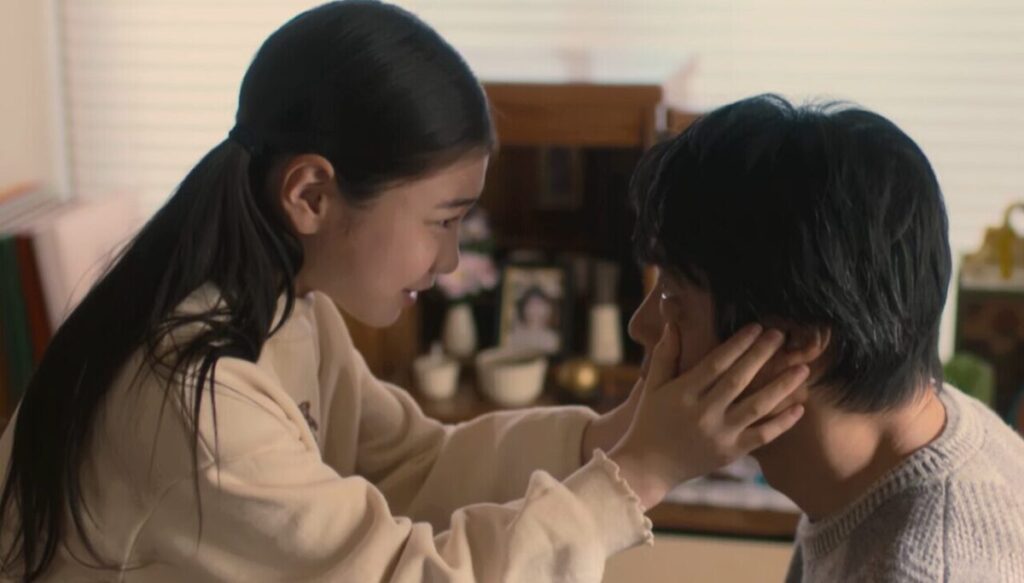 ドラマ「妻、小学生になる。」第９話、新島圭介(堤真一)を励ますかつての白石万理華（毎田暖乃）